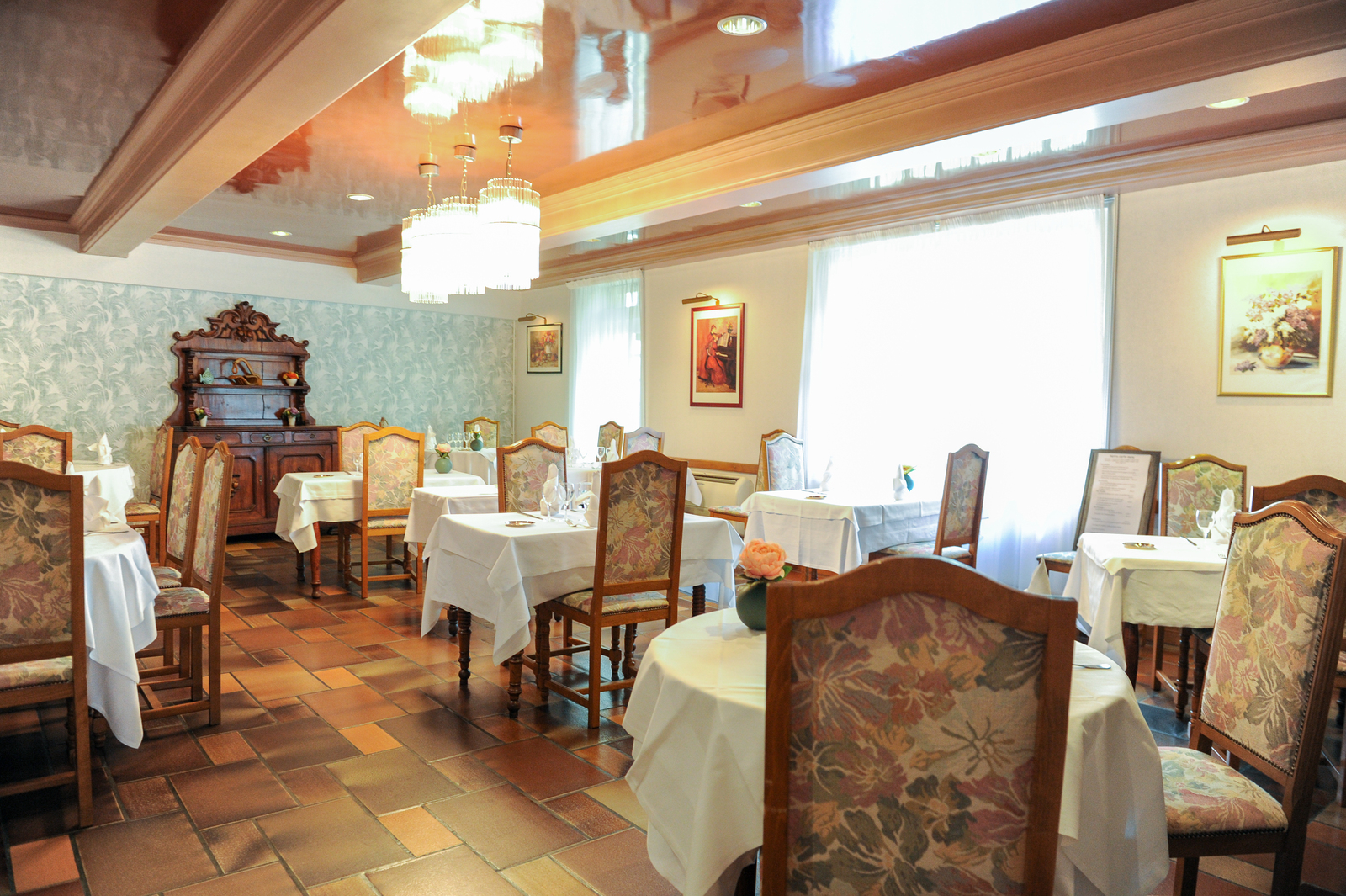 Salle restaurant Hotel du commerce Pont de-vaux